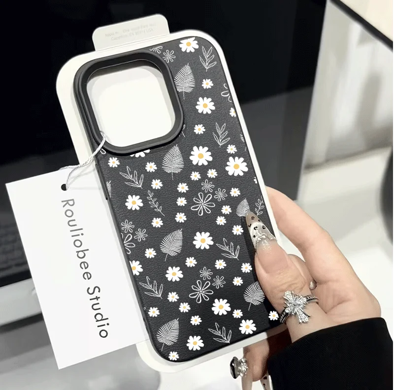 غطاء حماية بتصميم زهرة الأقحوا - مراجعة Xiaomi Redmi Note 13 وسعره